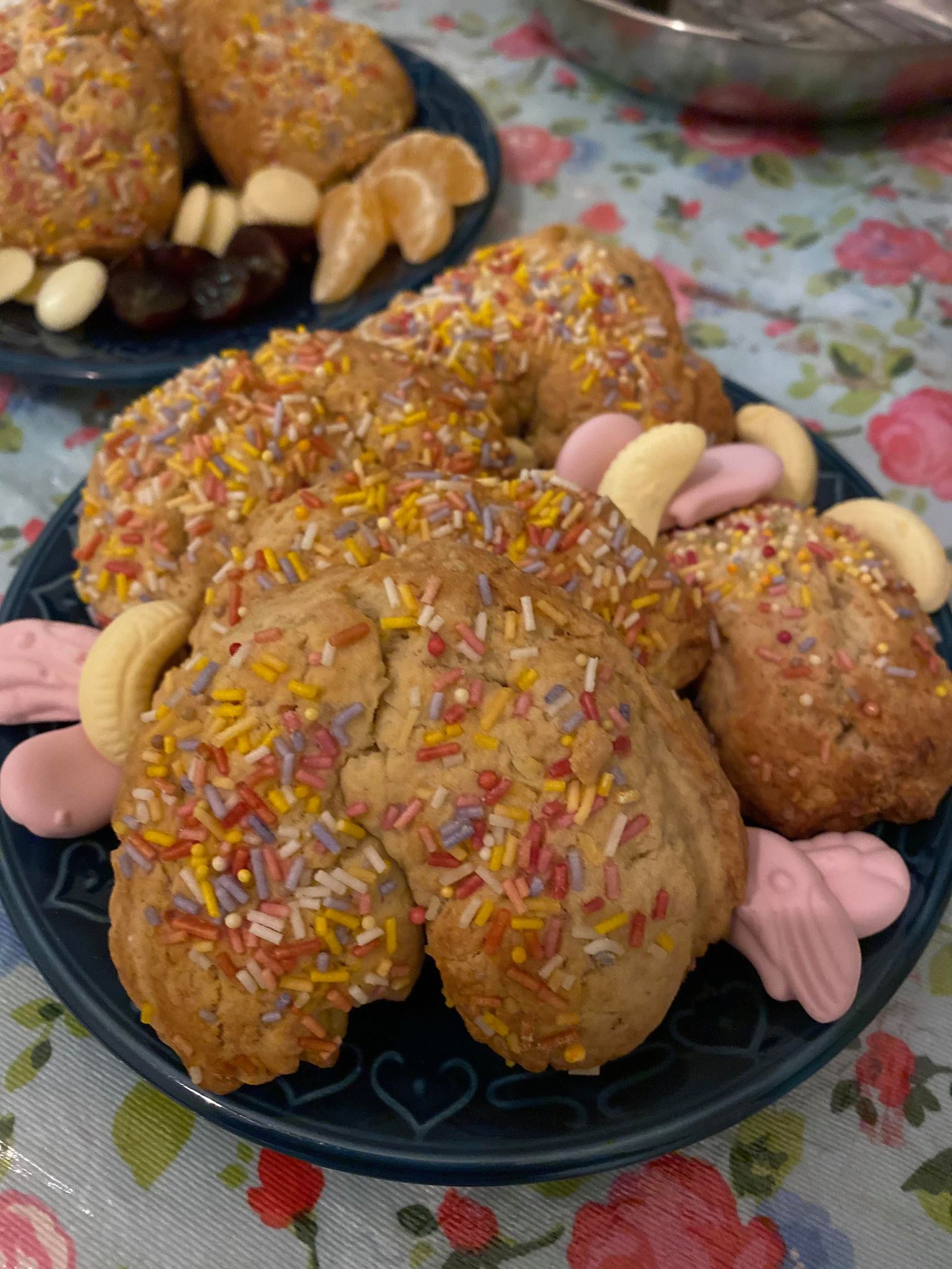 You are currently viewing Easy Bake: Hearts & Rainbows Biscuits